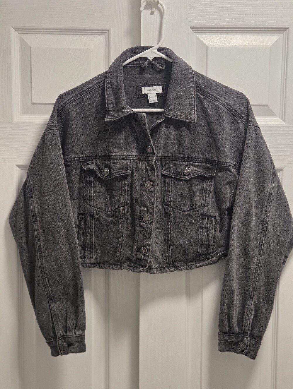 Forever 21 Cropped Denim Jean Jacket - Small